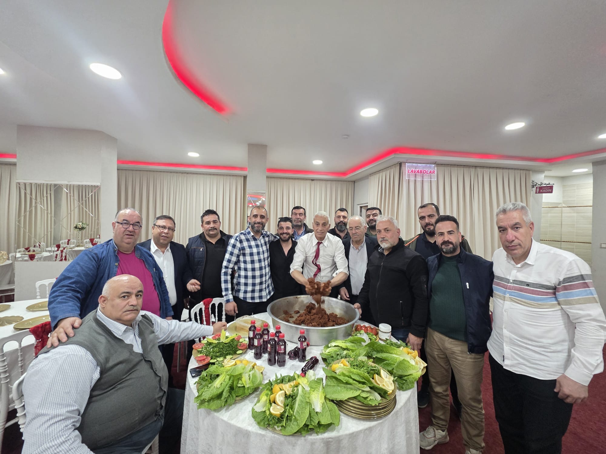 ADANA’DA 110 BİN URFALI VAR: “BİZ BÜYÜK BİR AİLEYİZ”