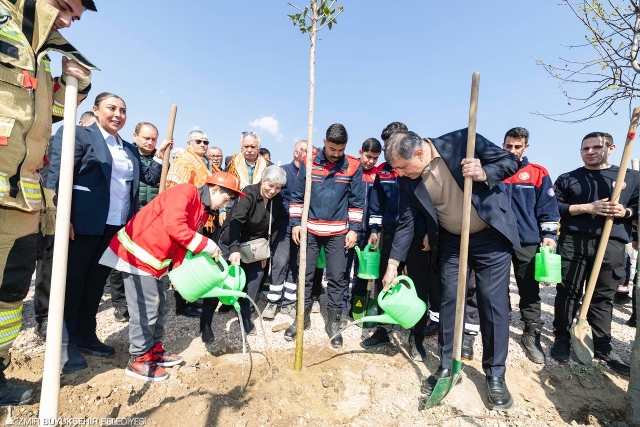 Bornova’ya 8 bin metrekarelik mikro orman