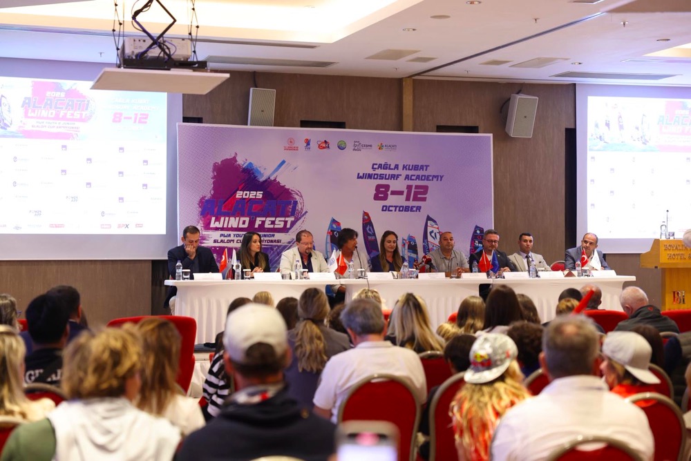 Alaçatı Windfest 2025 başladı: Rüzgâr bu kez doğa için esiyor