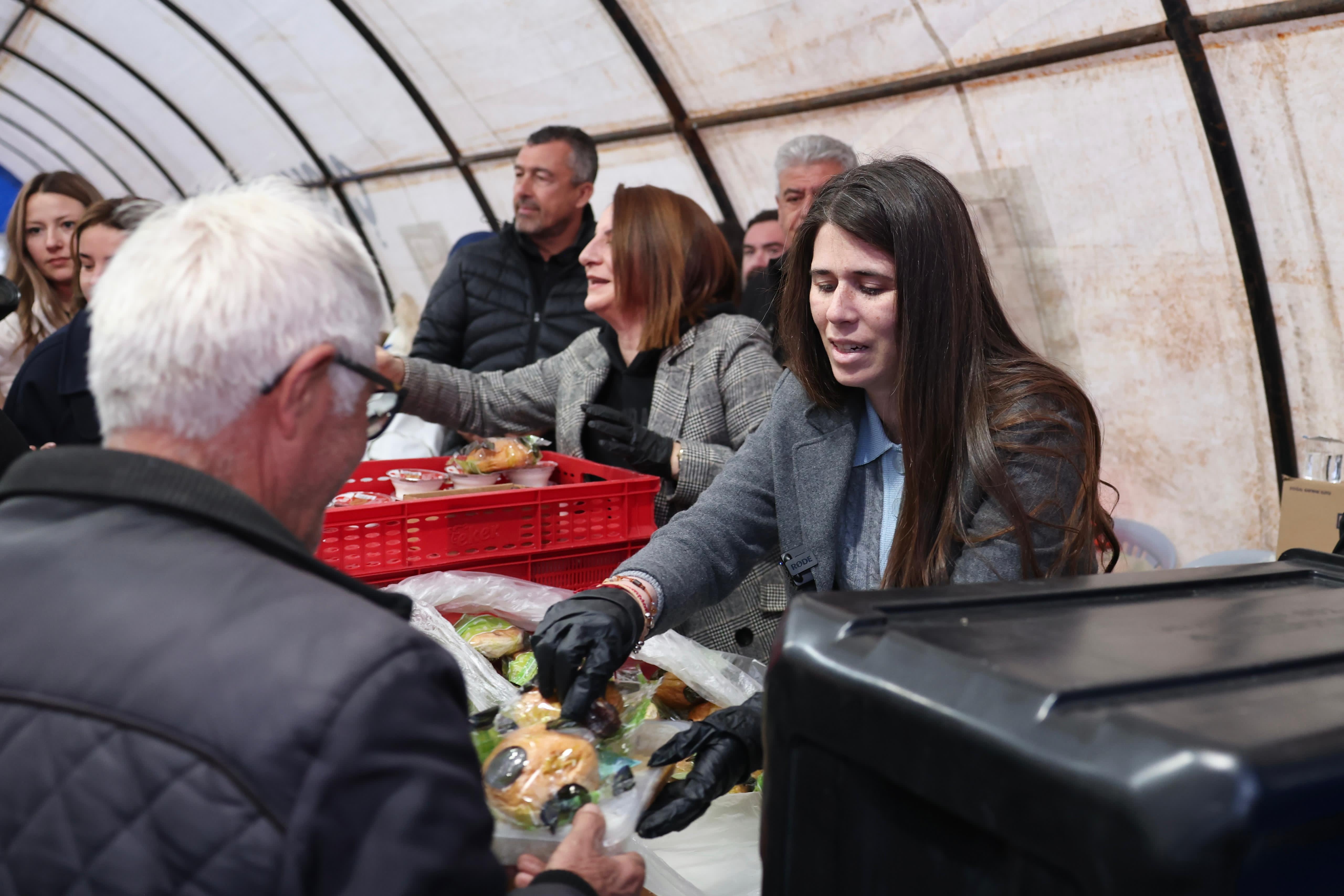 Başkan Denizli, iftar sofrasında Çeşmeliler ile buluştu