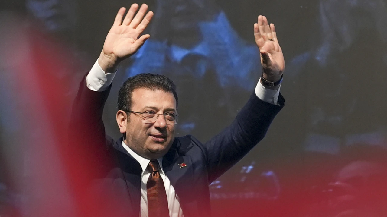 Gözaltındaki Ekrem İmamoğlu'ndan Yeni Mesaj