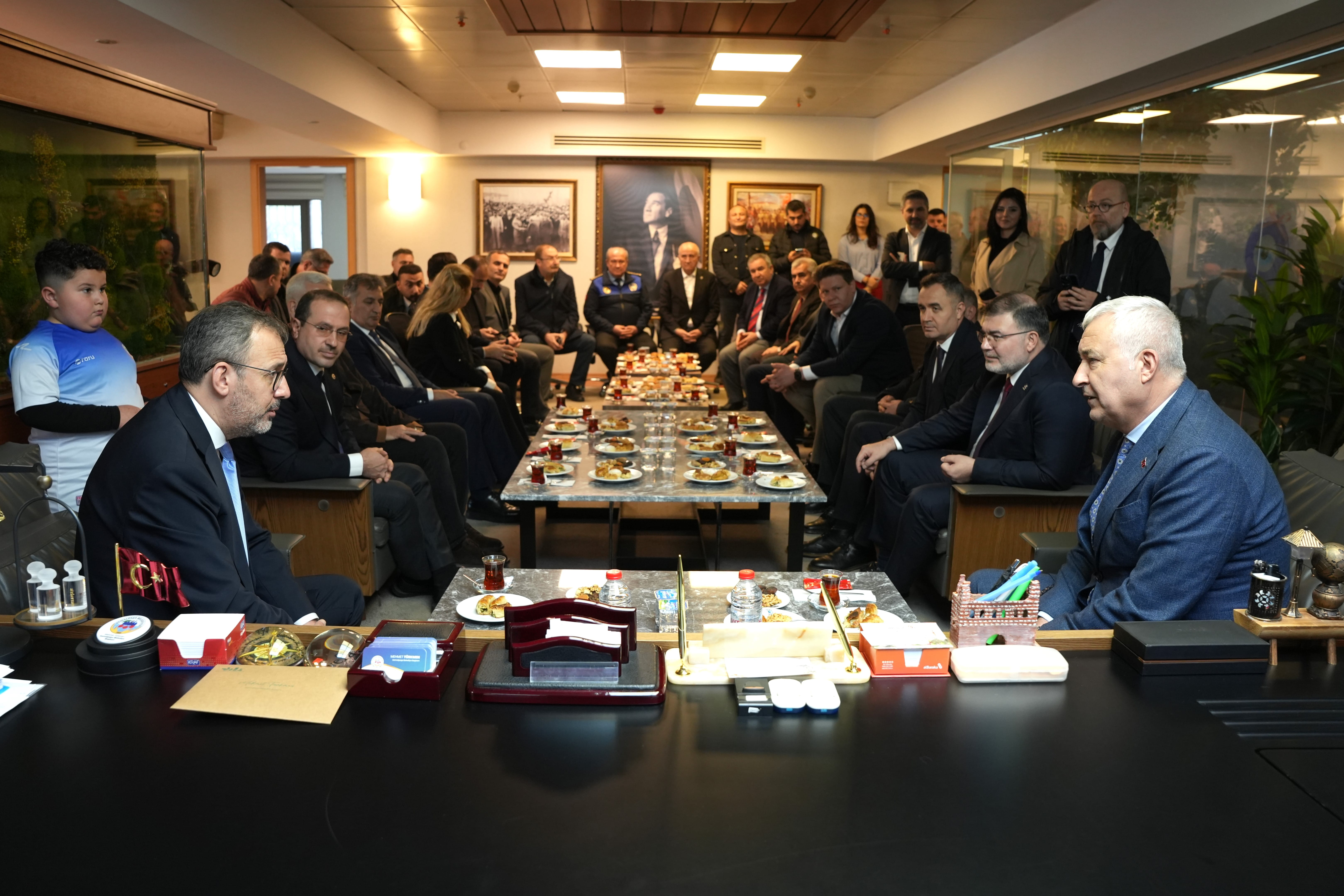 KEMALPAŞA’YA GENÇLİK MERKEZİ MÜJDESİ