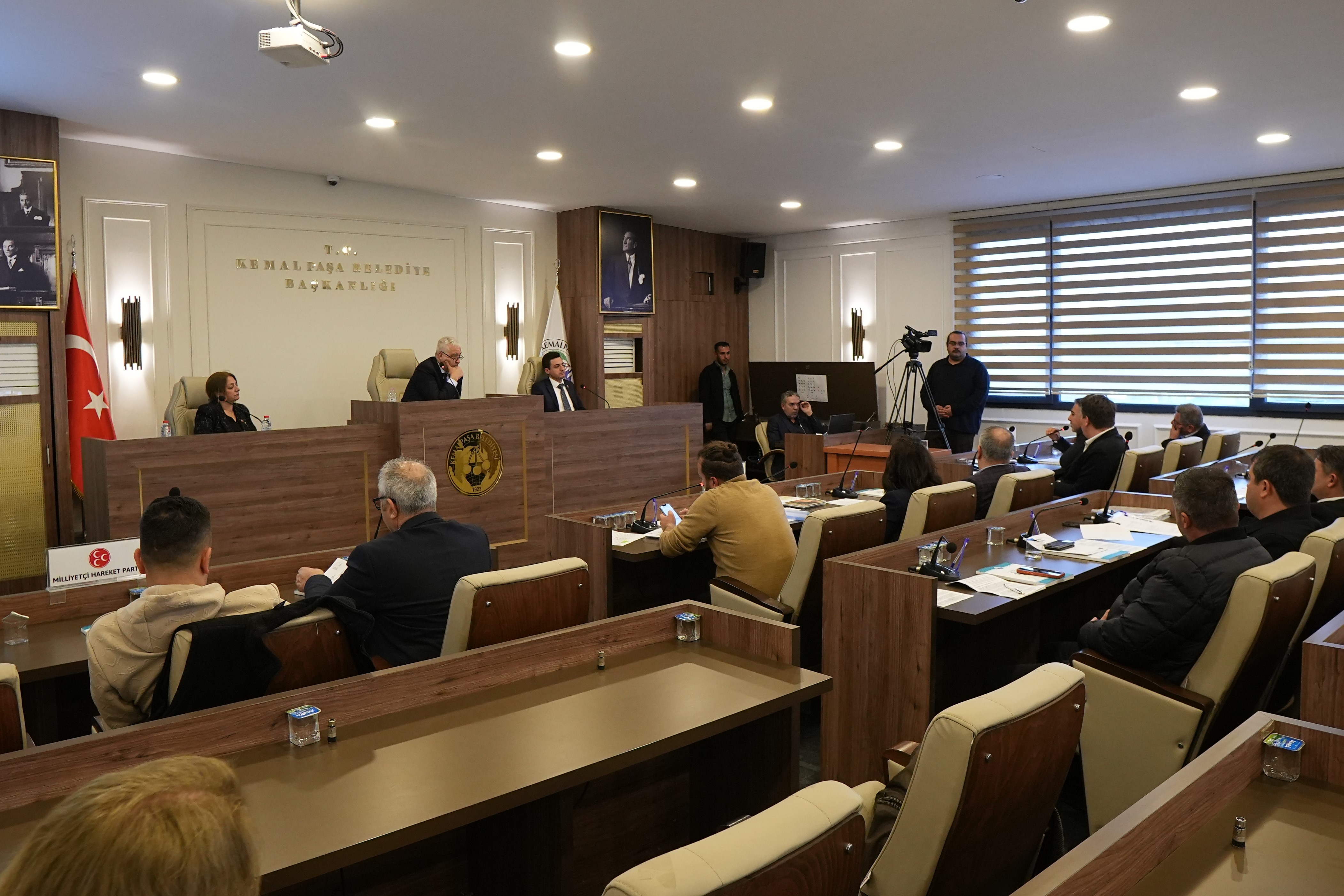KEMALPAŞA’DA NİSAN AYI MECLİS TOPLANTILARI GERÇEKLEŞTİRİLDİ FAALİYET RAPORU MECLİSTEN GEÇTİ