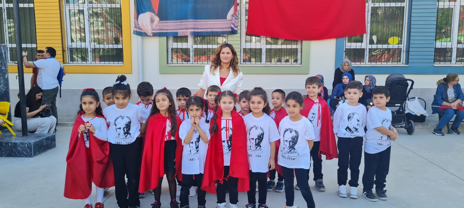 Cumhuriyet Coşkusunu Minikler Taçlandırdı