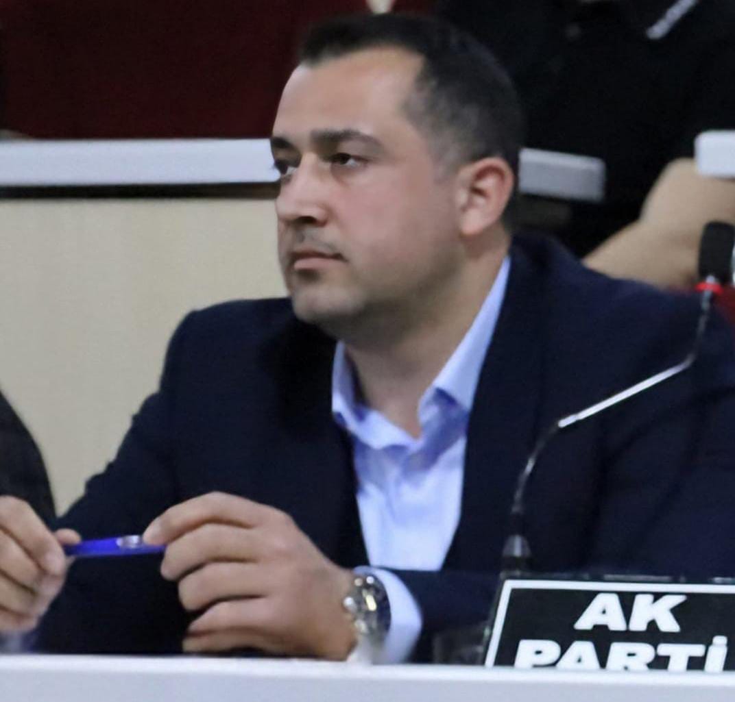 AK PARTİ'NİN EN ÇOK ÖNERGE VEREN MECLİS ÜYESİ EGEMEN EREN ÇELİK 