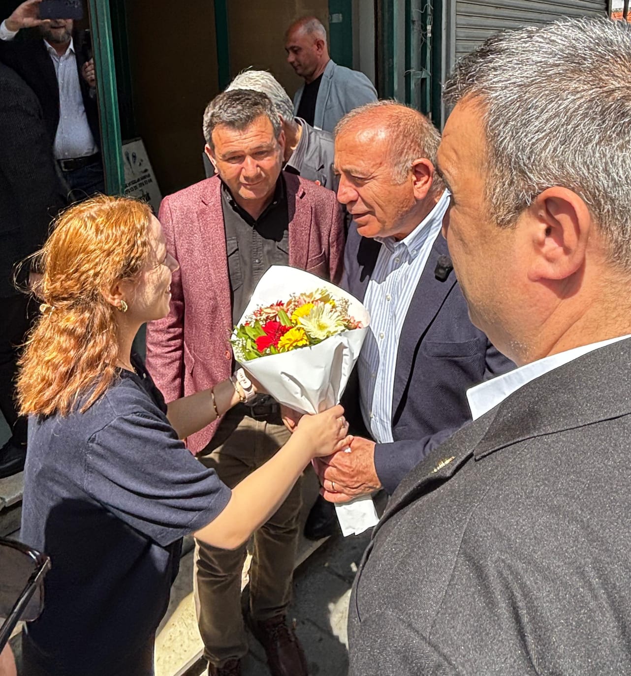 GÜRSEL TEKİN’DEN İZMİR’İN HABERCİSİ’NE ZİYARET