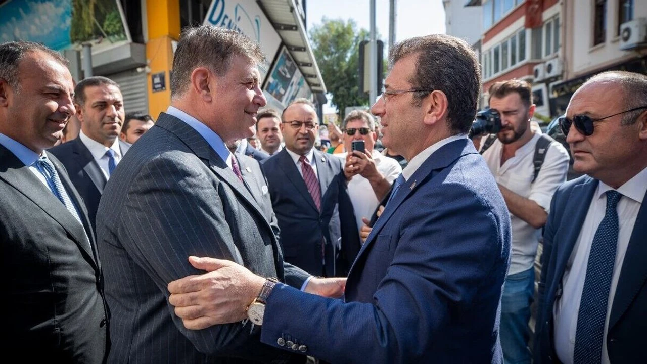Cemil Tugay’dan İmamoğlu’na destek: Hiçbir kumpas bizi yolumuzdan döndüremez