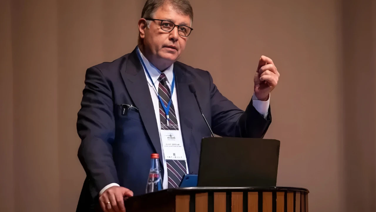 Cemil Tugay: Yalan üzerine bir kampanya yürütülmesi hainliktir, alçaklıktır