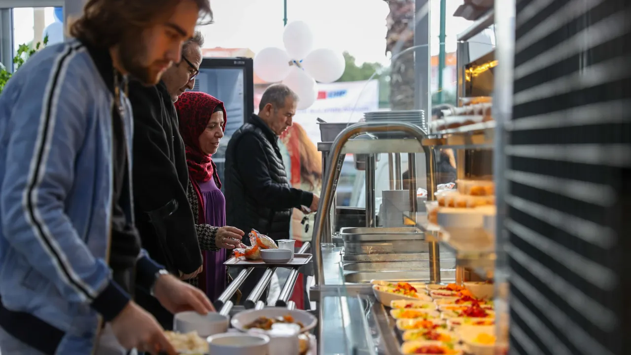 Buca'da Üçüncü Kent Lokantası Açılıyor