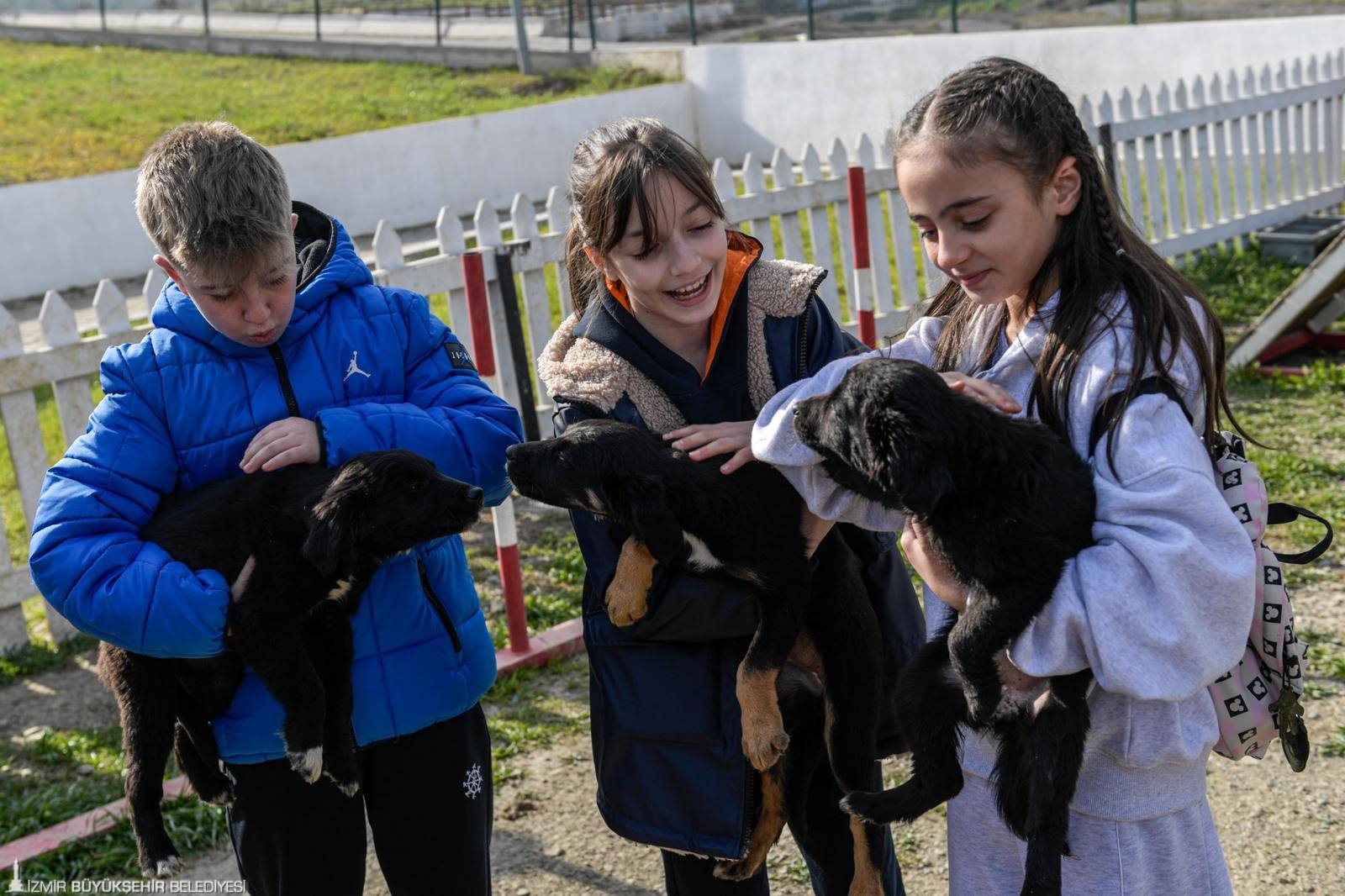 İzmir Büyükşehir Belediyesinden  “Satın alma, sahiplen” çağrısı