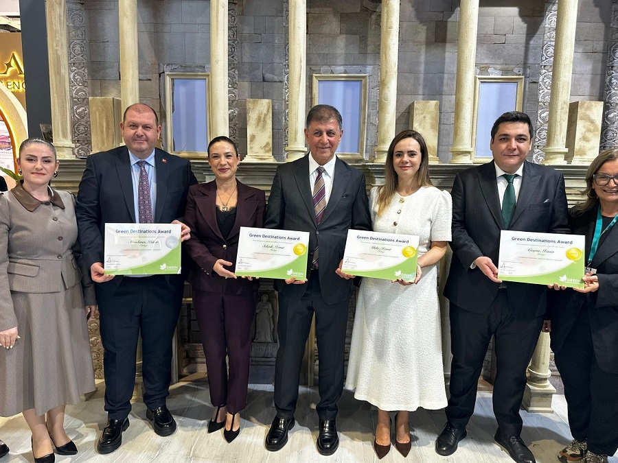 Menderes’e Uluslararası Ödül