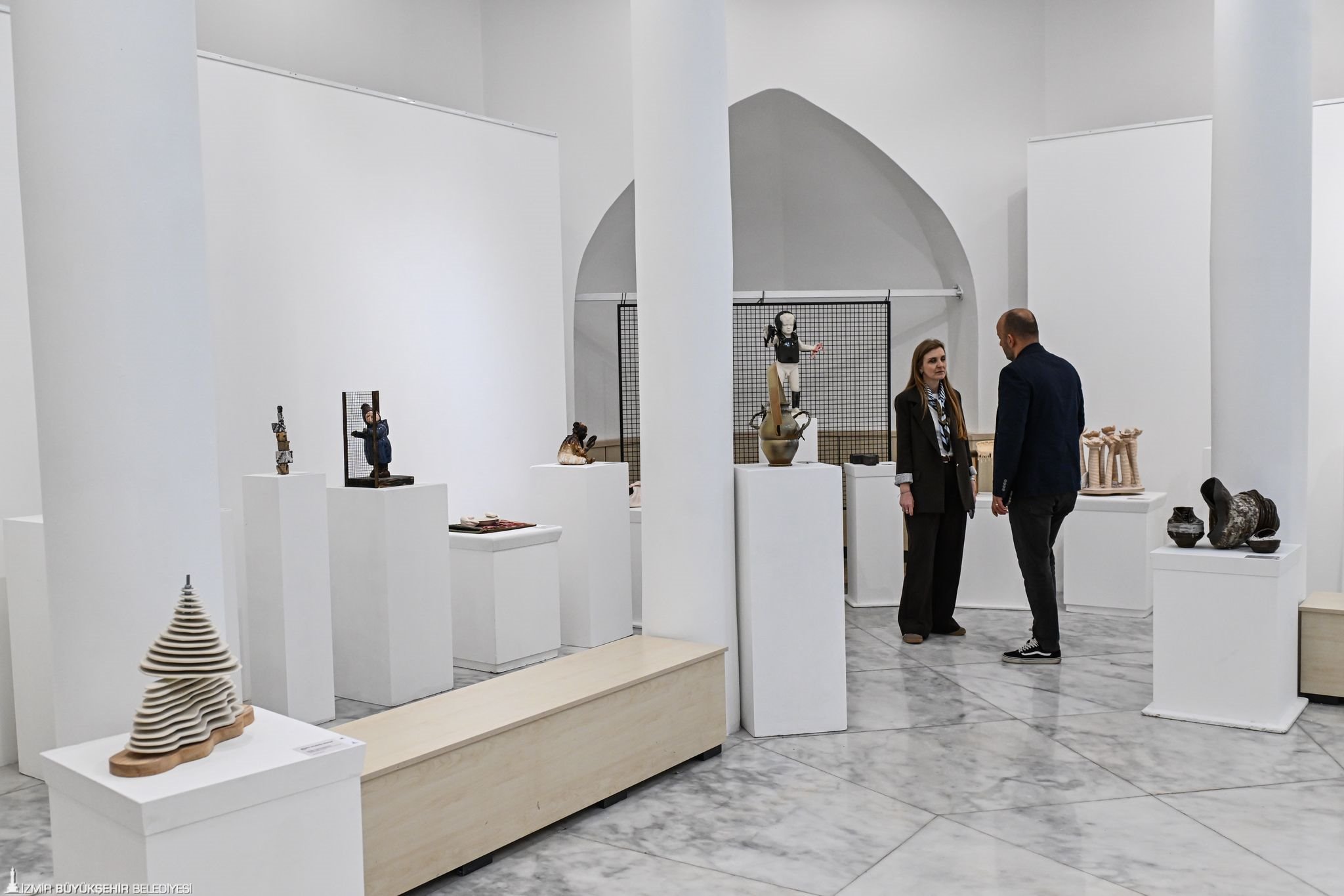 Seramikle görünür kılınan sessiz çığlıklar