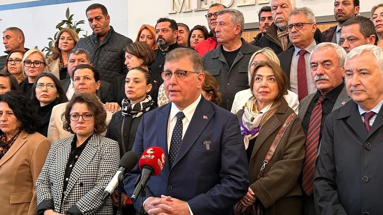 Tugay’dan ilk “olağanüstü kurultay” değerlendirmesi: Birlik ve beraberliği güçlendirecektir!