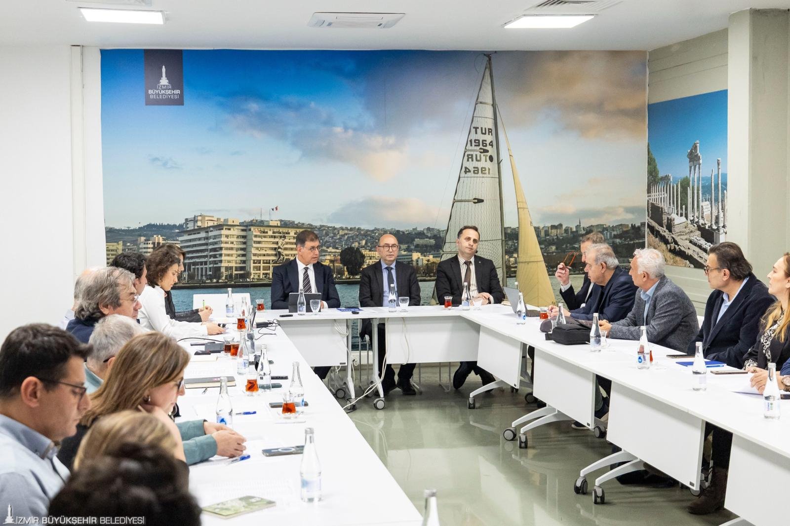 İzmir’in 8 Bin 500 yıllık hazinesi masaya yatırıldı