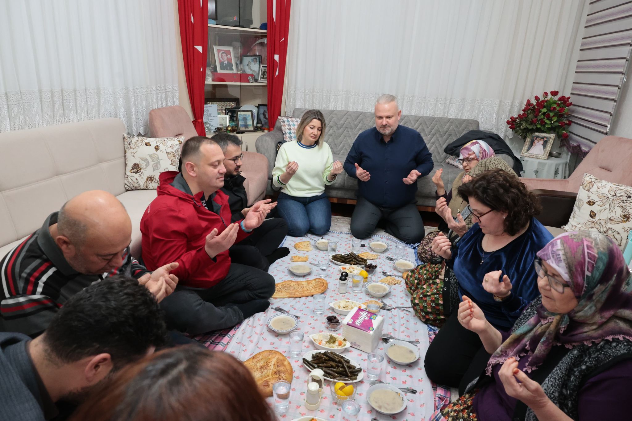 3ad938df-f19e-4346-aceb-652f57af584b (1)