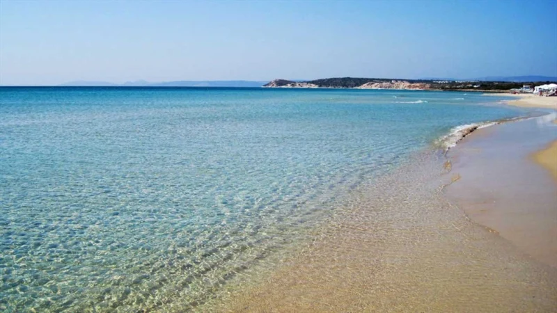 İzmir'in turizm cenneti ilçelerinden biri olan Çeşme'nin en güzel plajlarından