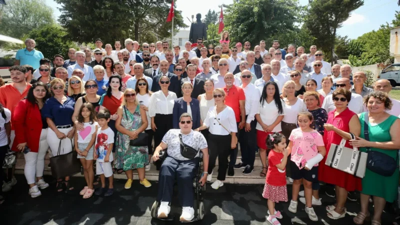 Gültepe’de düzenlenen 30 Ağustos Zafer Bayramı çelenk töreninde konuşan Başkan