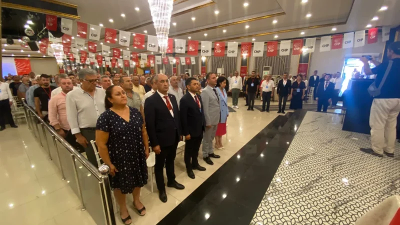 CHP'de kongre takvimi hız kesmeden işlerken CHP Menemen İlçe Kongresi'nde