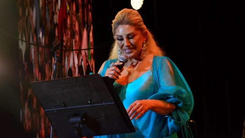 Türk Sanat Müziği’nin sevilen ismi Muazzez Ersoy İzmir’e konser vermeye