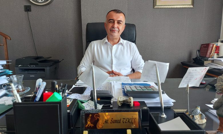 Cumhuriyet Halk Partisi (CHP) Bayraklı ilçe üyesi Samed Tekin, sosyal