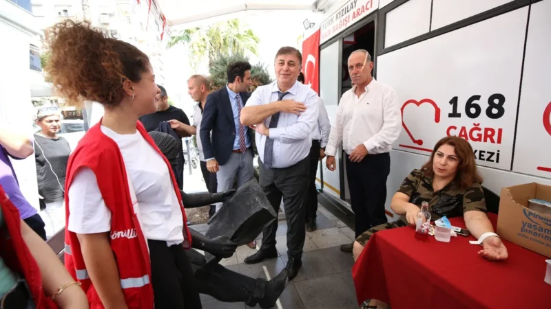 Karşıyaka Belediyesi, mevsim normallerinin üzerinde seyreden sıcak hava nedeniyle, düşüş