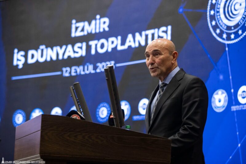 İzmir İş Dünyası Buluşması’nda konuşan Başkan Tunç Soyer, geleceğin sanayi