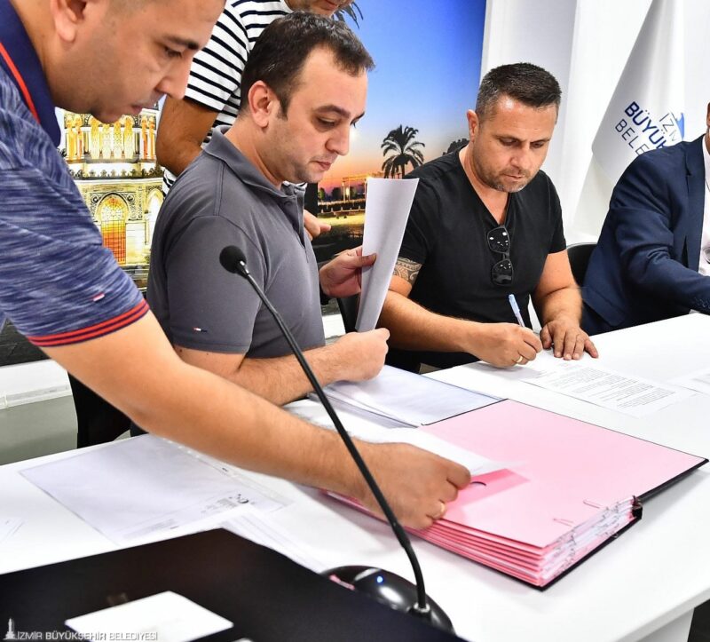 İzmir Büyükşehir Belediyesi, geçtiğimiz ay ihale sürecini tamamladığı 124 S