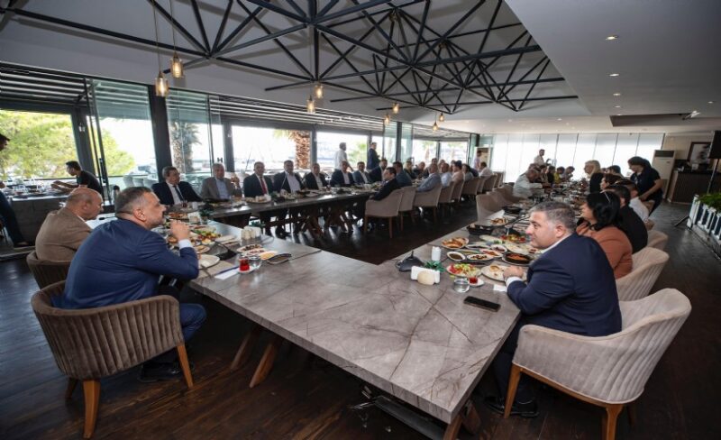 Cumhuriyet Halk Partisi İzmir Kurultay Delegeleri CHP İzmir İl Başkanı