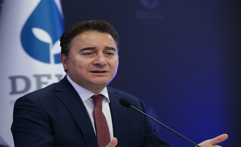 Demokrasi ve Atılım (DEVA) Partisi Genel Başkanı Ali Babacan, partisinin