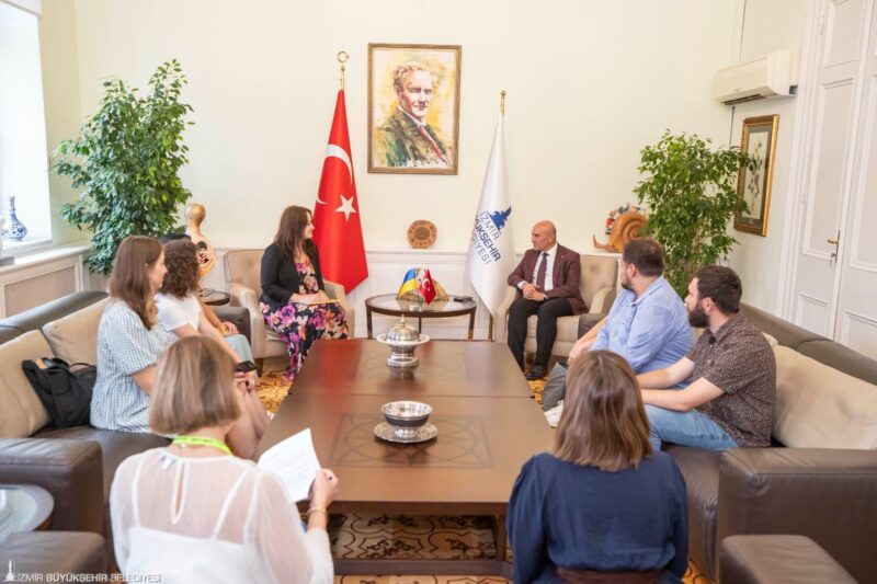 İzmir Büyükşehir Belediye Başkanı Tunç Soyer, Ukrayna'nın “2025 Avrupa Gençlik