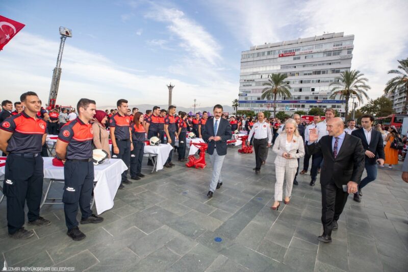 İzmir Büyükşehir Belediye Başkanı Tunç Soyer, bu yıl 100’üncü kez