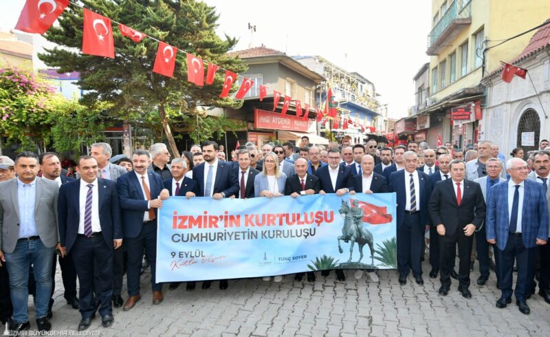 İzmir’in kurtuluşunun 101’inci yıldönümü kutlamaları, Türk ordusunun 9 Eylül’de şehre