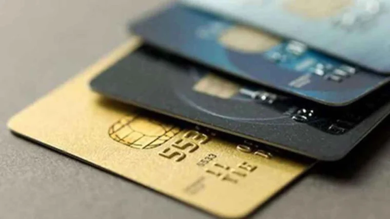 Merkez Bankası'nın faizi yüzde 30'a yükseltmesinin ardından kredi kartı faizlerinde