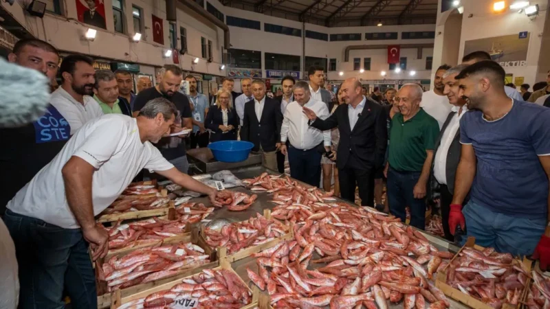 İzmir Büyükşehir Belediye Başkanı Tunç Soyer av yasağının sona ermesiyle