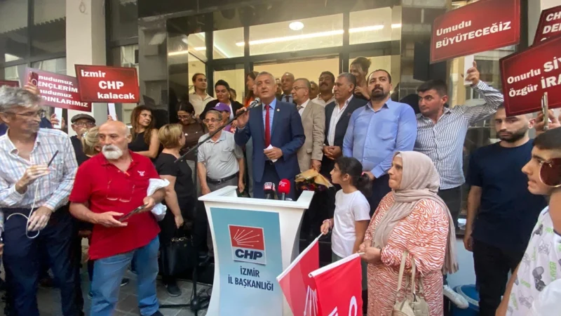 CHP İzmir İl Başkanlığına talip olduğunu açıklayan Aytekin Tunus, “İzmir