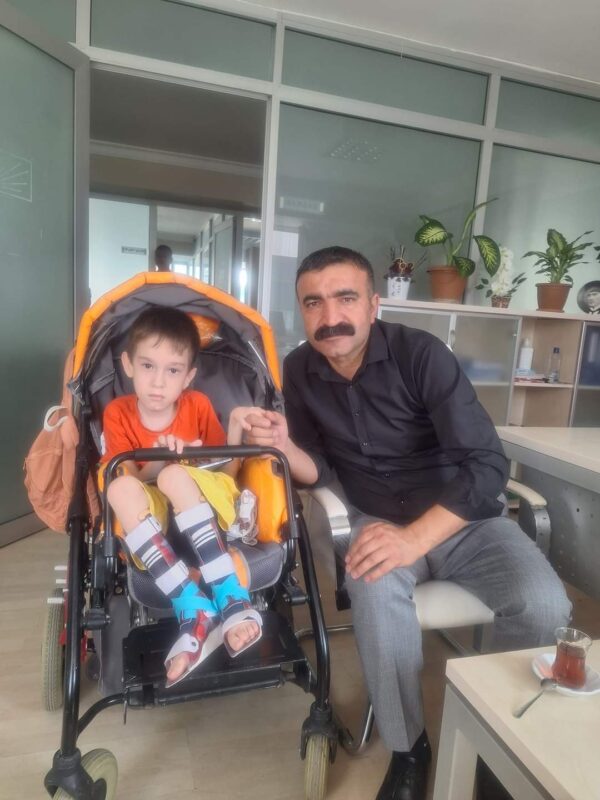 Chp Çiğli ilçe başkanı Erkan Akar'dan önemli destek 