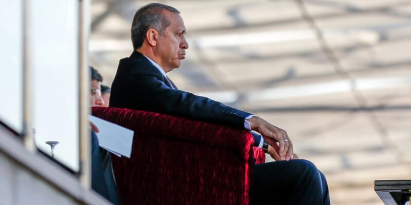 AK Parti 4. Olağanüstü Büyük Kongresi'nde Recep Tayyip Erdoğan yeniden
