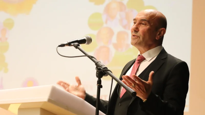 İzmir Büyükşehir Belediye Başkanı Tunç Soyer, Avrupa Konseyi Yerel ve