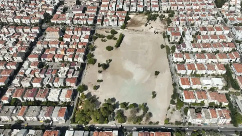 İzmir'de Buca Cezaevi alanı ile ilgili tartışmalar sürerken, mahkemeden bir