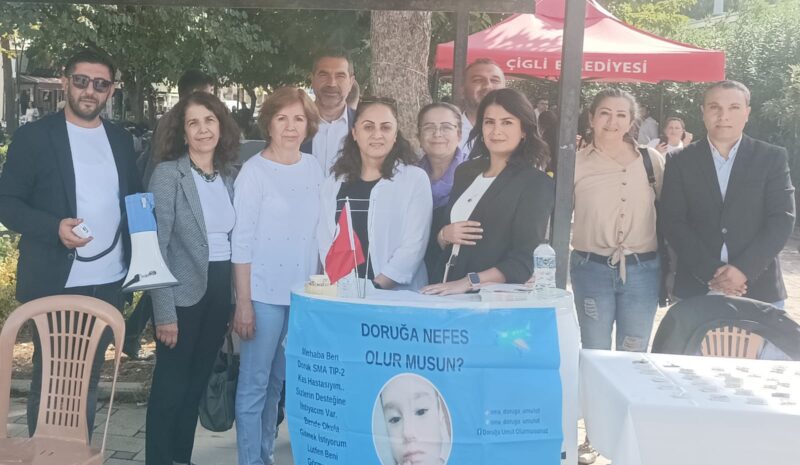 Cumhuriyet Halk Partisi Çiğli ilçe başkanlığı Çiğli'deki dayanışma yaşatır. kermesi
