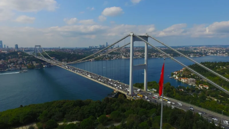 İletişim Başkanı Altun, otoyol ve köprü geçiş ücretlerinde bugünden itibaren