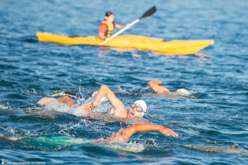 İzmir’de deniz tutkunlarını buluşturan 6. İzmir Körfez Festivali’nin ikinci gününde
