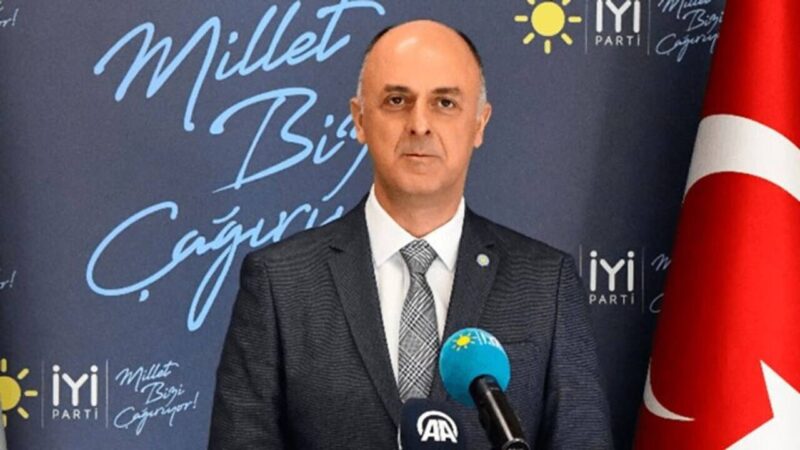 İYİ Parti'nin İzmir Büyükşehir Belediye Başkan Adayı Ümit Özlale, 6