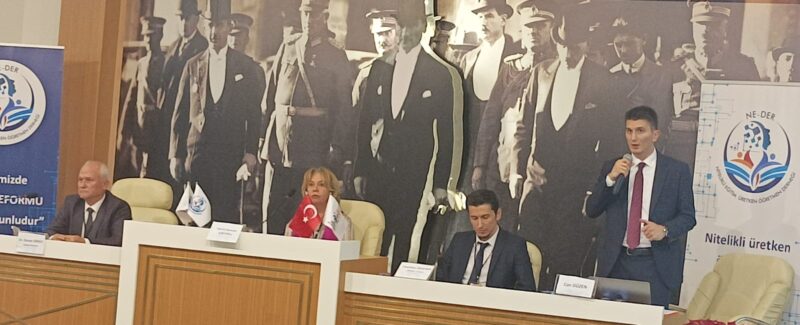 Türkiye'de eğitim sisteminin kötü gidişine dur demek için kökleri köy