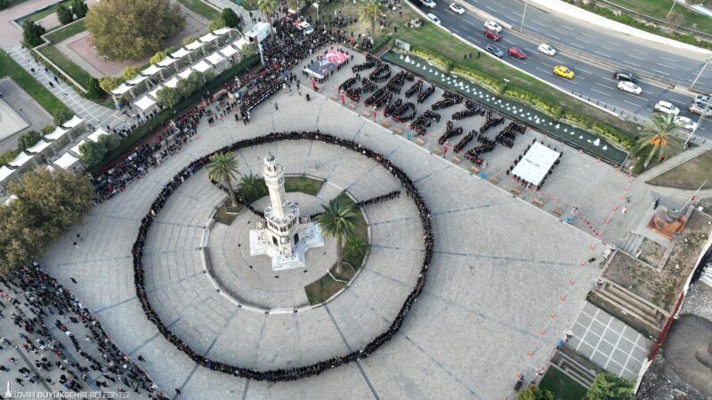 İzmir Büyükşehir Belediyesi, ulu önder Mustafa Kemal Atatürk’ü aramızdan ayrılışının