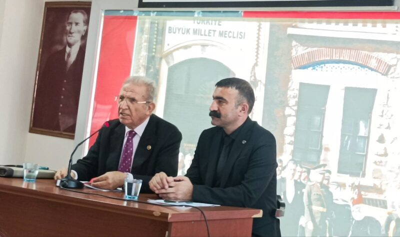 CHP Çiğli ilçe örgütü, "Ebediyetinin 85. Yılında ATATÜRK'ü Anlamak" konulu