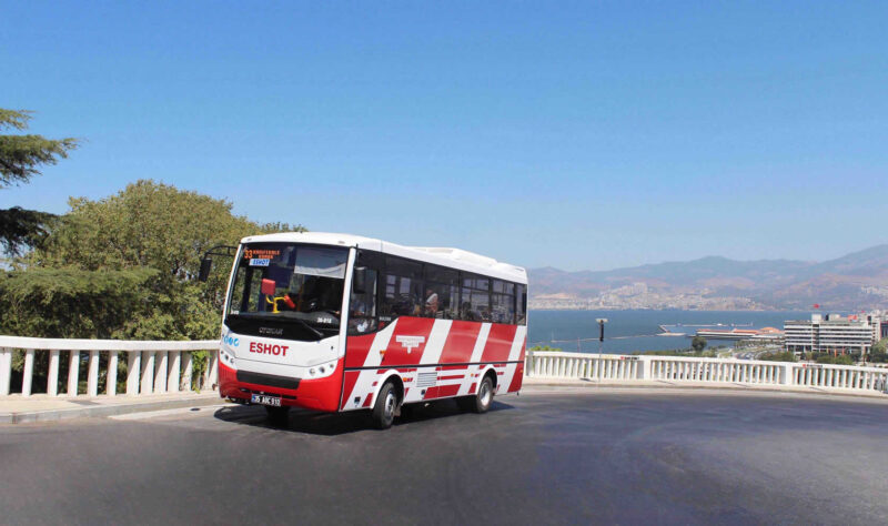 ESHOT, ulaşımla ilgili yapılan değişiklikleri duyurmaya devam ediyor. Yapılan açıklamada