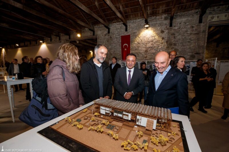 İzmir Büyükşehir Belediyesi'nin Türkiye'nin ilk sürdürülebilirlik merkezini kurmak için açtığı