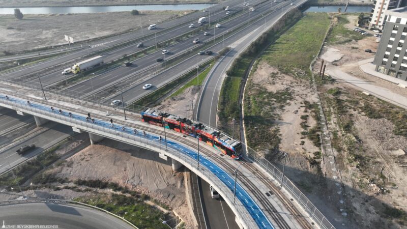 İzmir Büyükşehir Belediye Başkanı Tunç Soyer, 2019 yılındaki seçim beyannamesinde