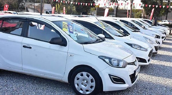 İkinci el otomobil piyasasındaki durgunluk devam ediyor. Yaklaşık üç ay